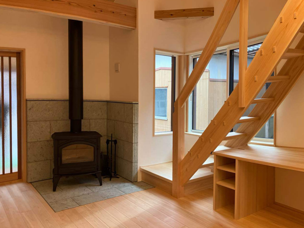 薪ストーブのある、平屋の終の棲家～長浜市 N様邸増築工事