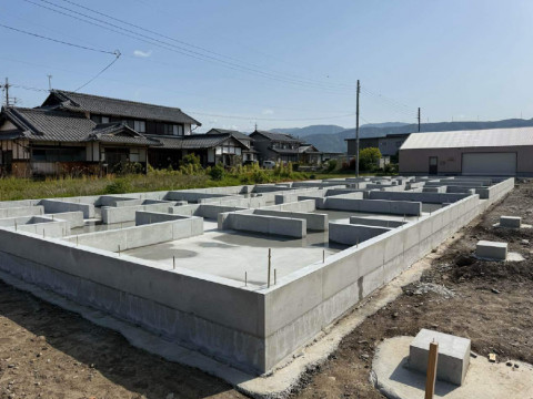 基礎工事