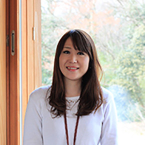 広報企画　川瀬ともこ