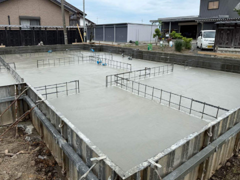 基礎工事