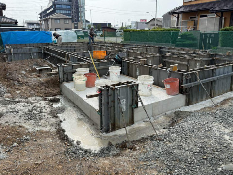 基礎工事