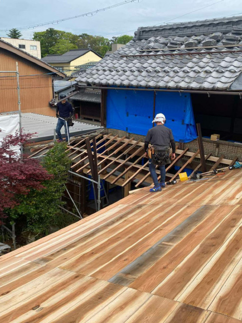 屋根下地の施工