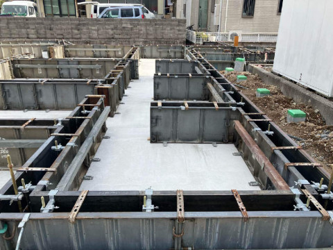 基礎工事